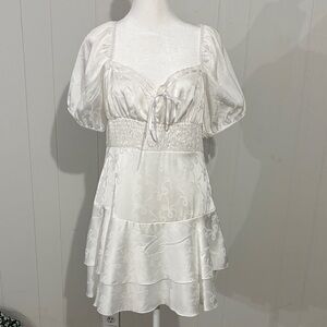 EASTER sale 35 % off B Darlin White Satin-Look Puff Sleeve Babydoll Dress 11/12